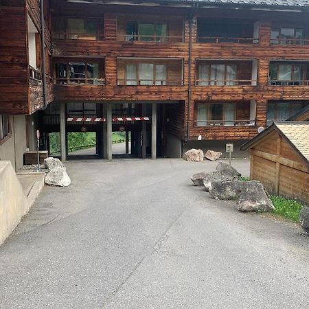 Appartement Avec Acces Piscine- Station- 4 Personnes Saint-Jean-dʼAulps Dış mekan fotoğraf